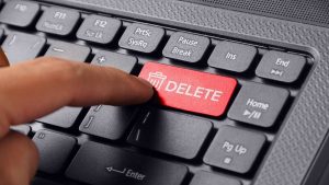 delete facebook account with justdeleteme.com