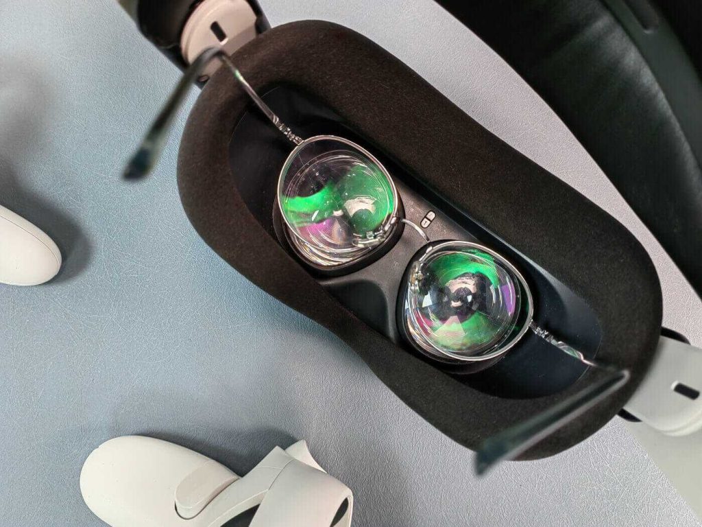 Can You Wear Glasses With Oculus Quest 2? Cuban VR